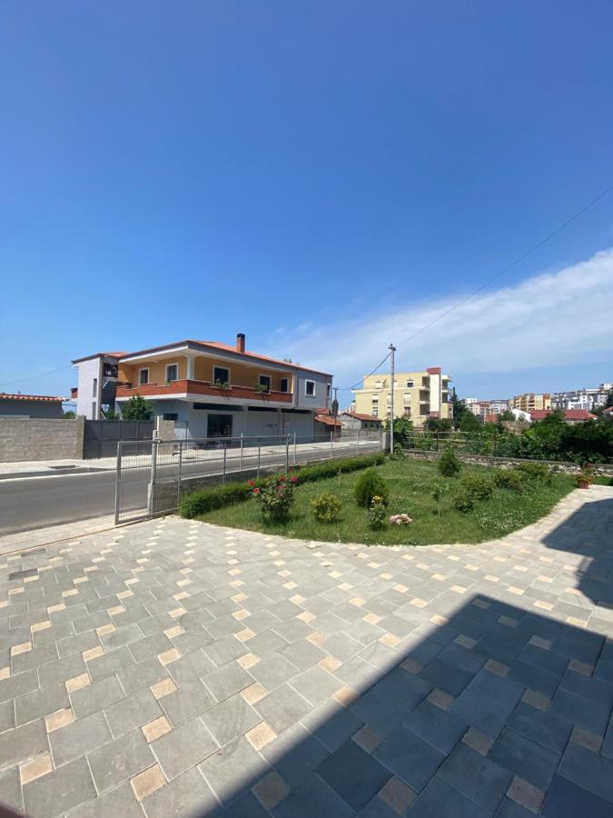 Rajmonda Apartment Lezhe Ngoại thất bức ảnh